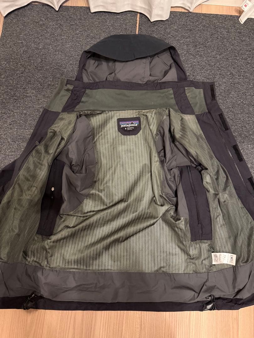 ニ*ク様 Patagonia ゴアテックス ジャケット、ダウンベスト他
