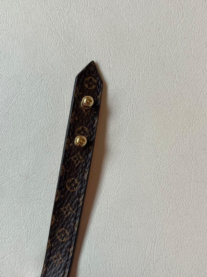 チェル　美品　Louis Vuitton ブラックレザーブレスレット