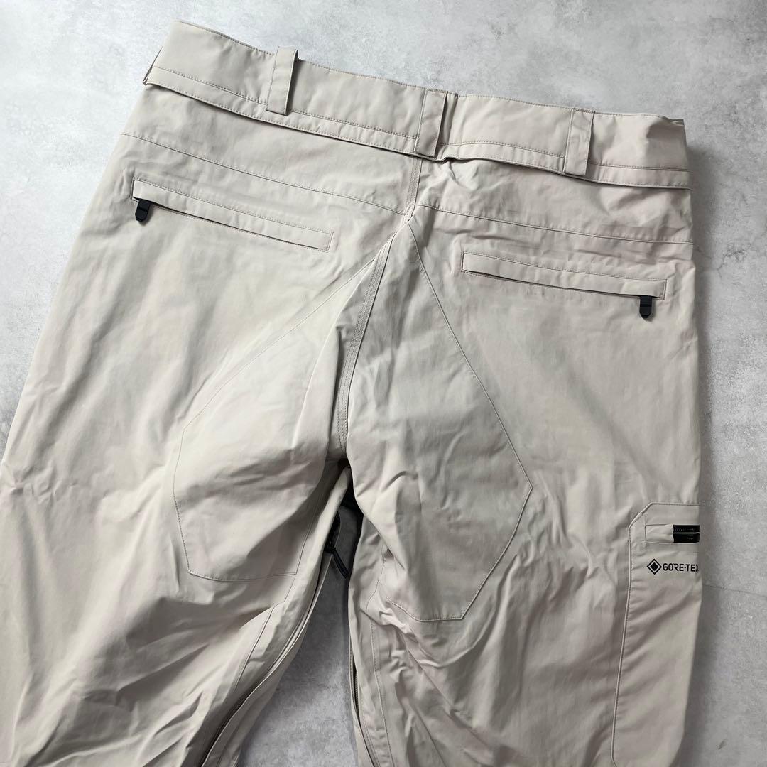 美品✨XLサイズ✨VOLCOM スノーボードパンツ GORETEX 撥水/防風
