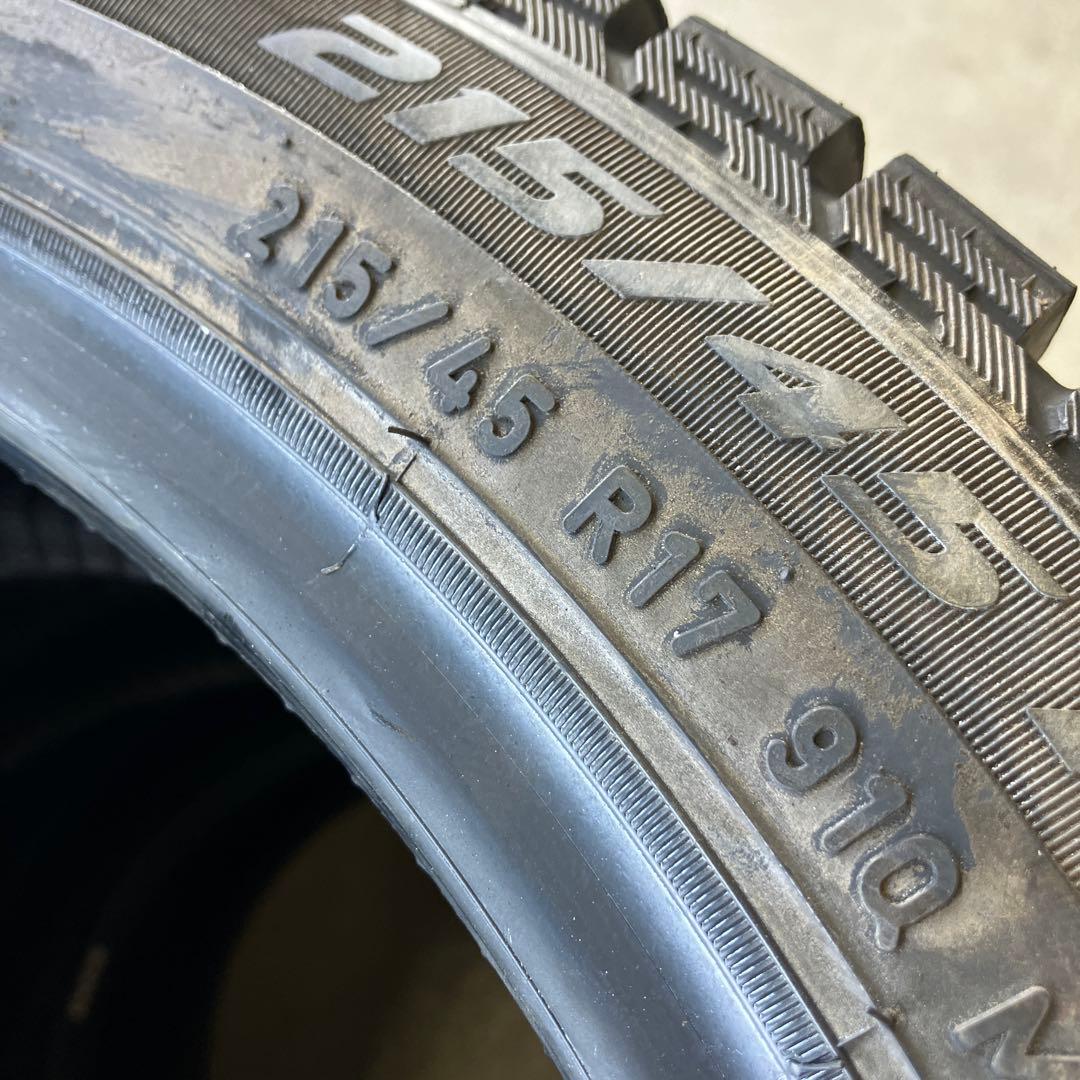 ピレリ　アイスアシンメトリコ 215/45R17 18年製 4本セット