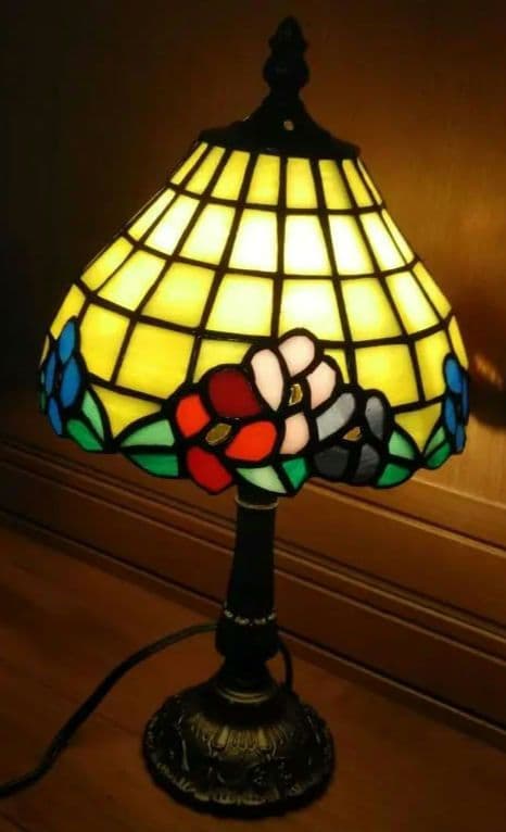 新品ステンドグラスランプ ティファニー調