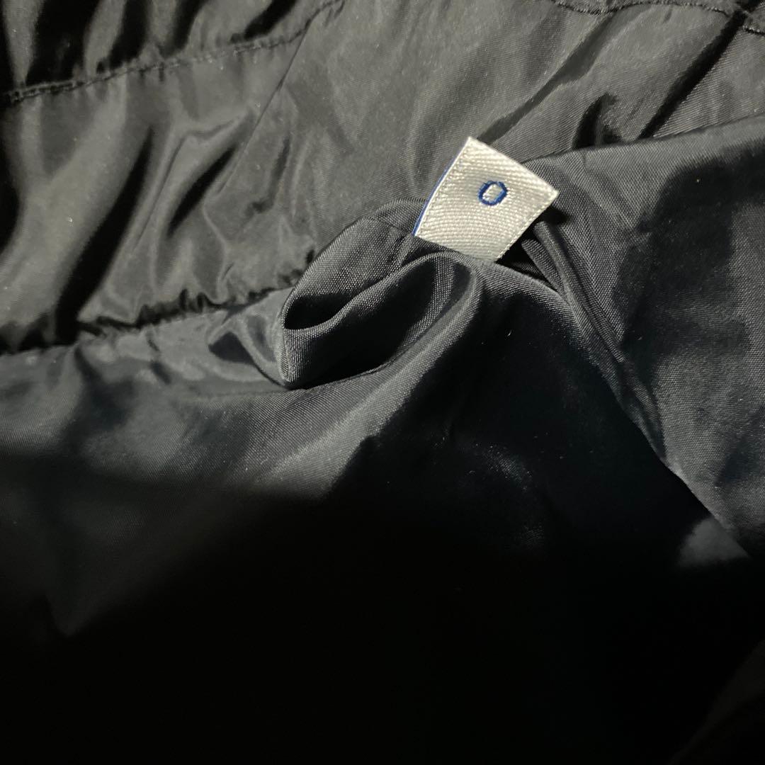 値下げ　MONCLER ブラック ダウンジャケット フード付き