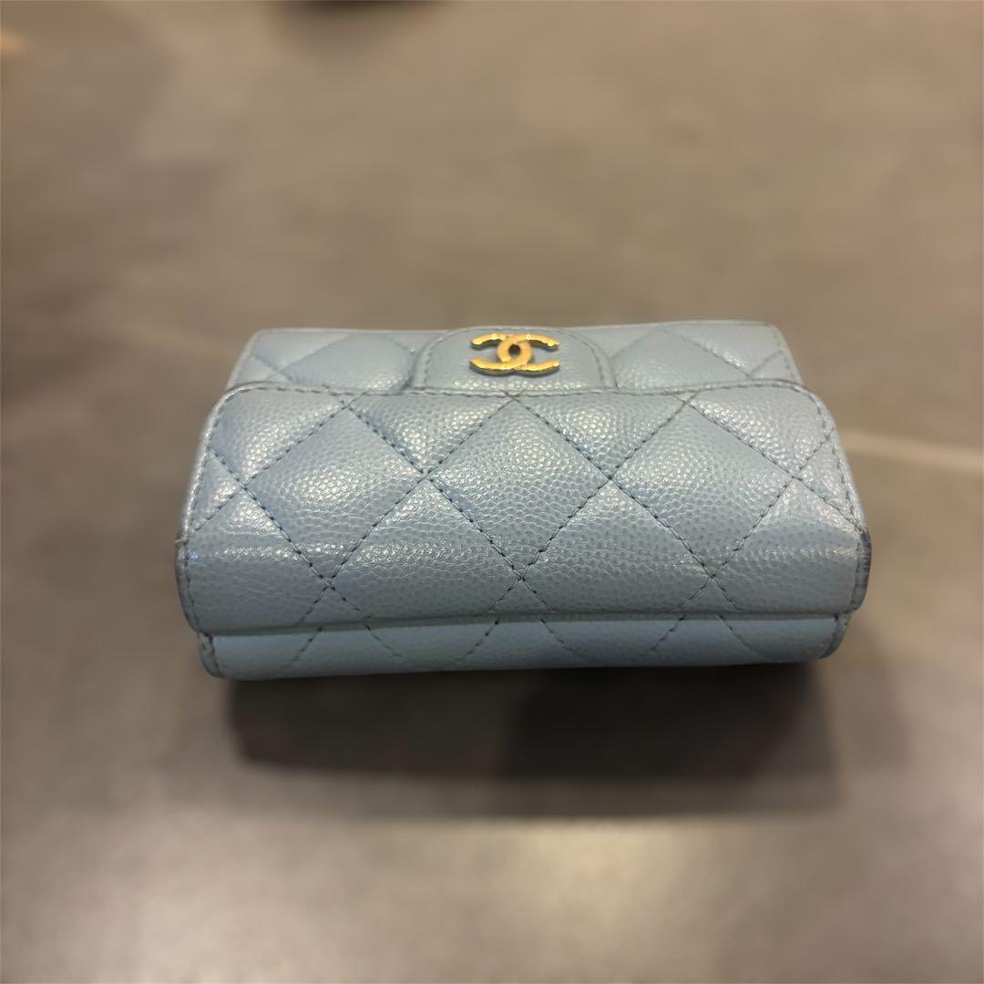 CHANEL 水色 三つ折り財布 キャビアスキン マトラッセ ブルー ウォレット