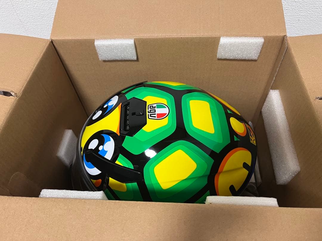 AGV ヘルメット S 未使用／限定デザイン／付属品あり正規品