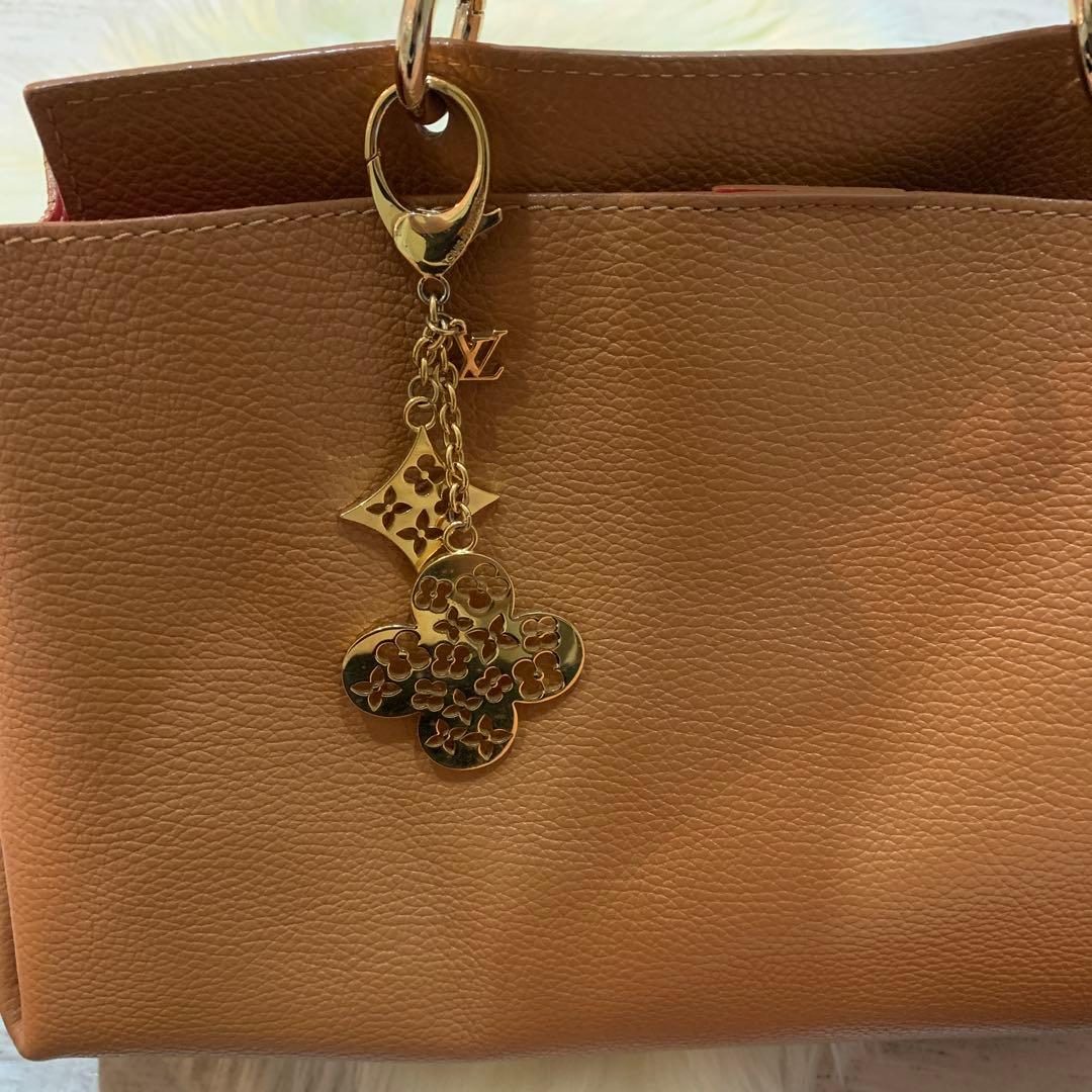 LOUIS VUITTON ルイヴィトンアイビー バッグチャーム キーホルダー