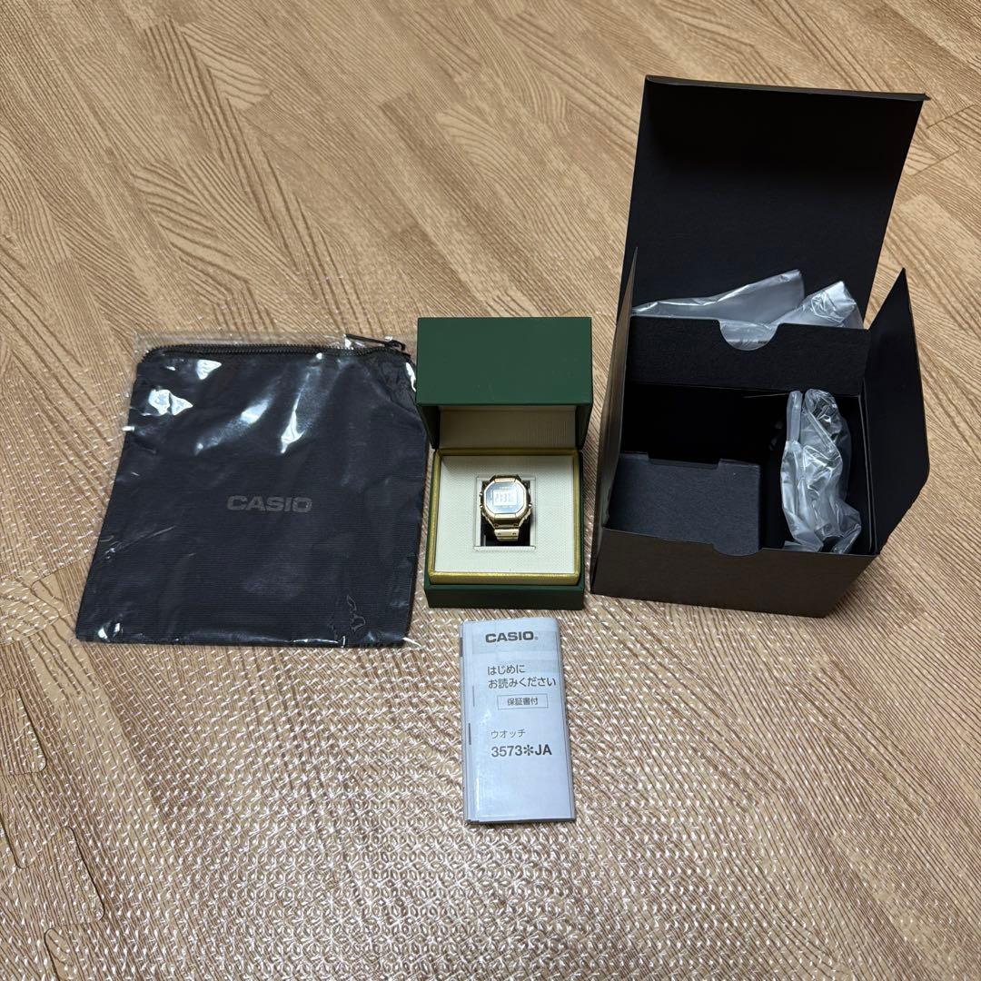 CASIO G-SHOCK ゴールド デジタル時計