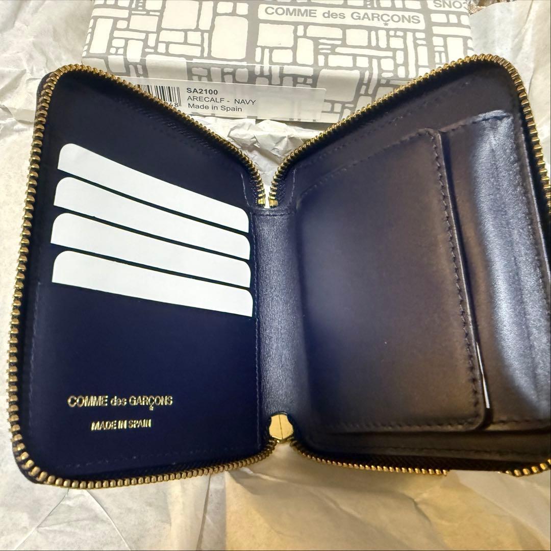COMME des GARCONS SA2100 NAVY 二つ折り財布