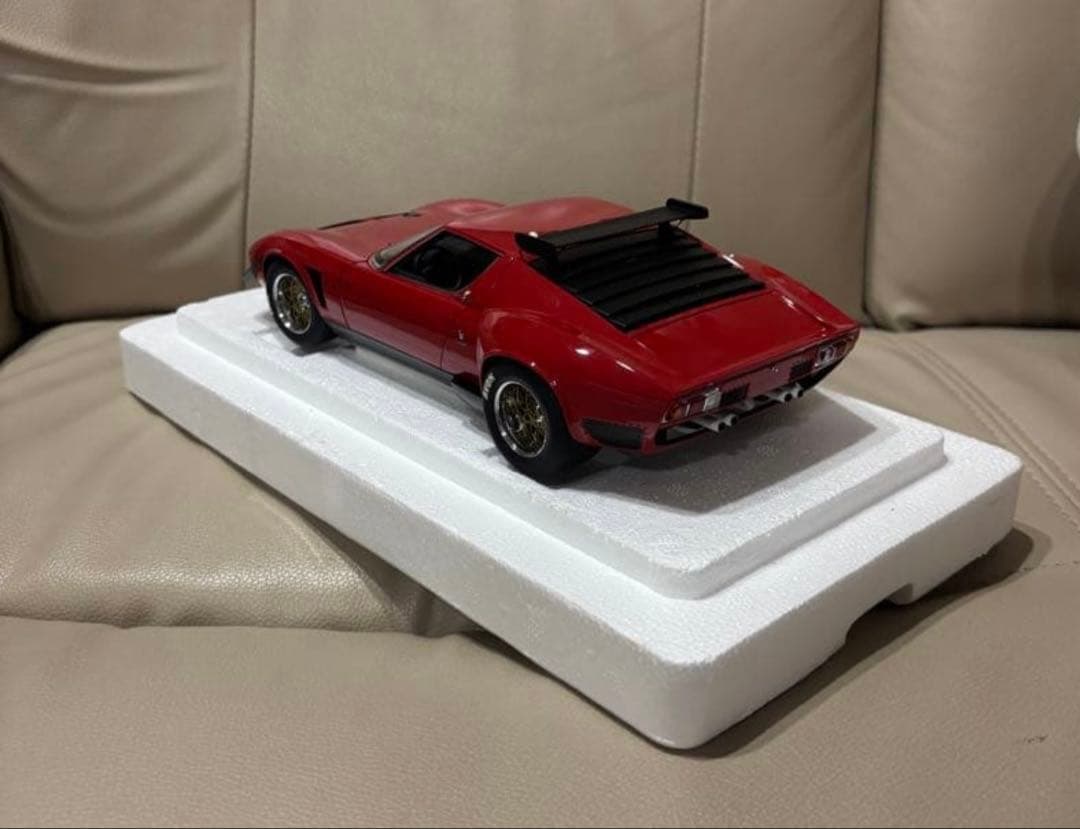AUTOart 1/18 ランボロギーニ　ミウラ　SVR JOTA 展示品