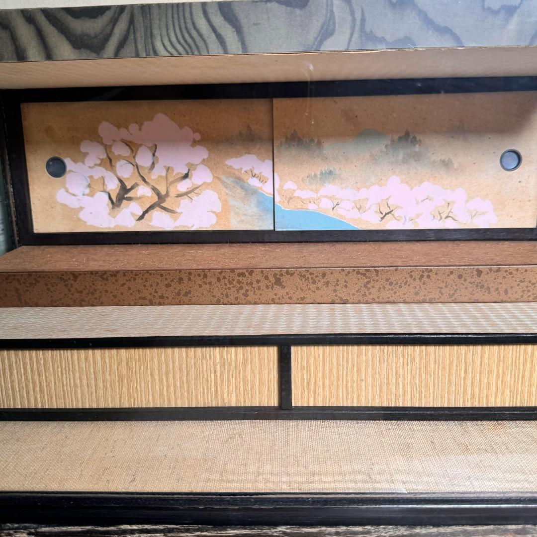 ガラスキャビネット 飾り棚 昭和レトロ 木目調 ガラスケース 店舗 什器 畳 桜