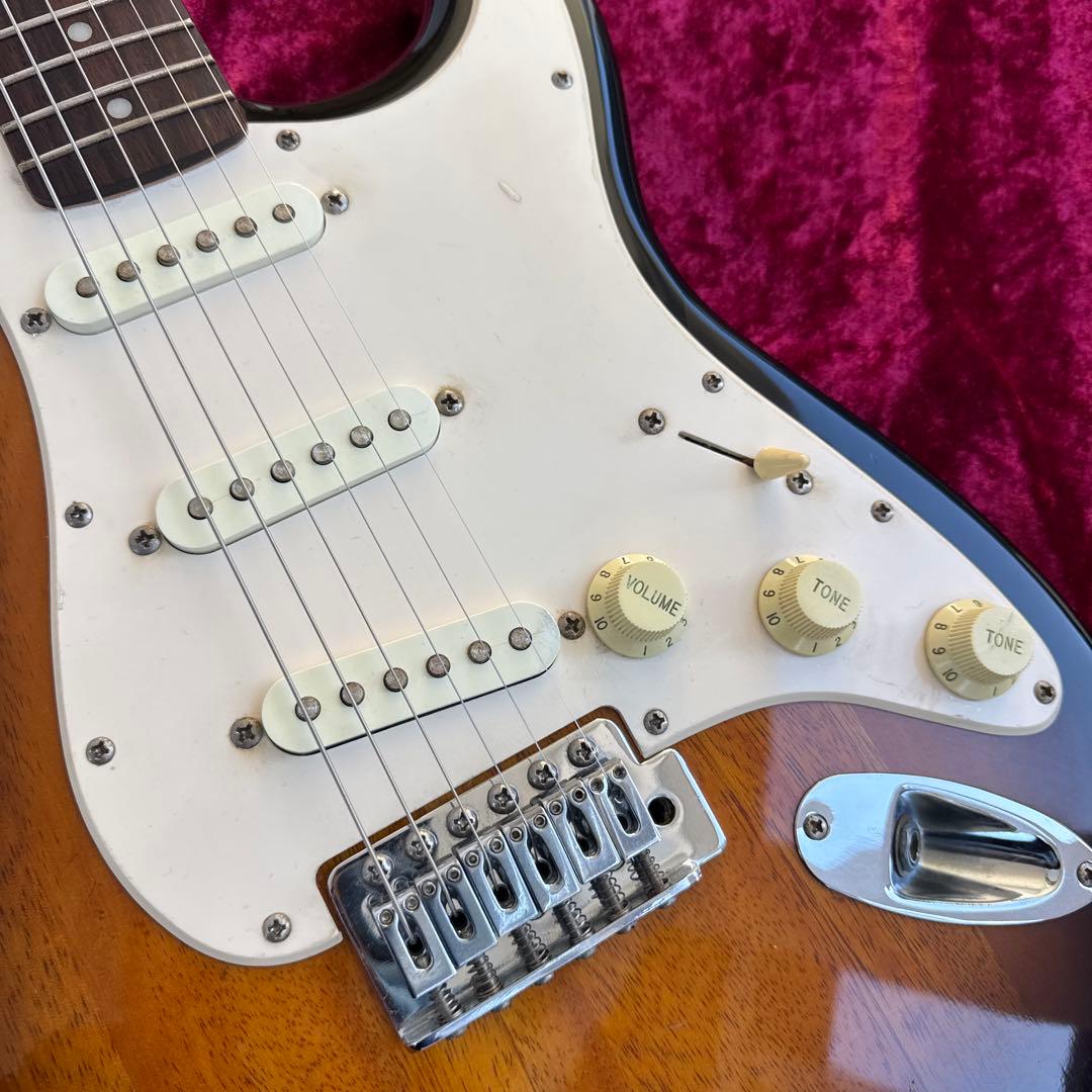 美品 メンテ済 Squier BULLET STRATOCASTER 3TS