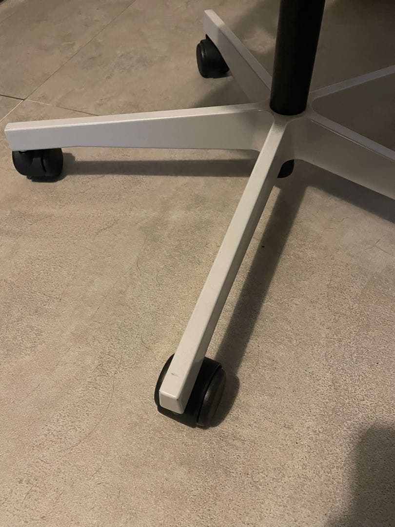 vitra .04 アーム付き