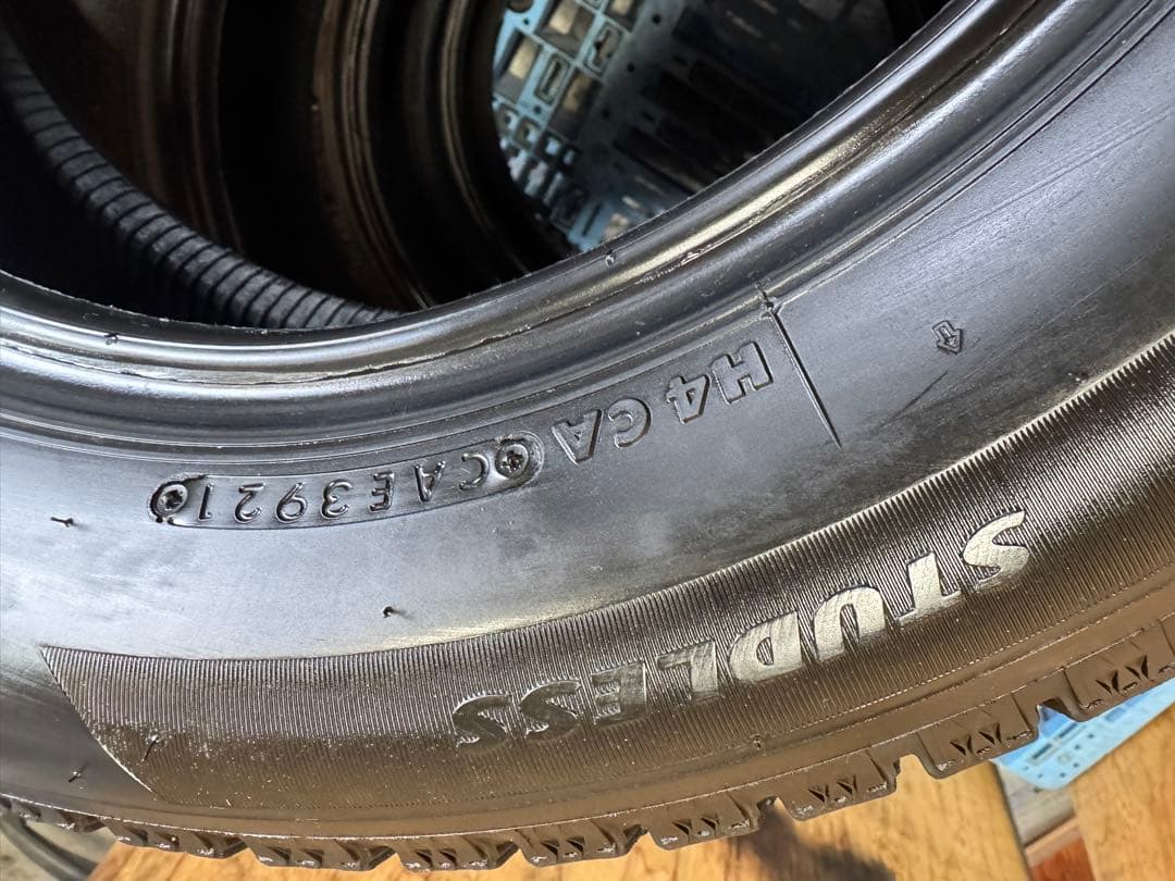 タイヤ・ホイール (483)185/60R15 BRIDGESTONE BLIZZAK VRX2