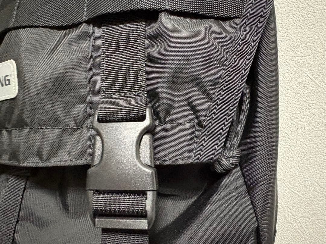 BRIEFING × New Balance AT MESSENGER BAG