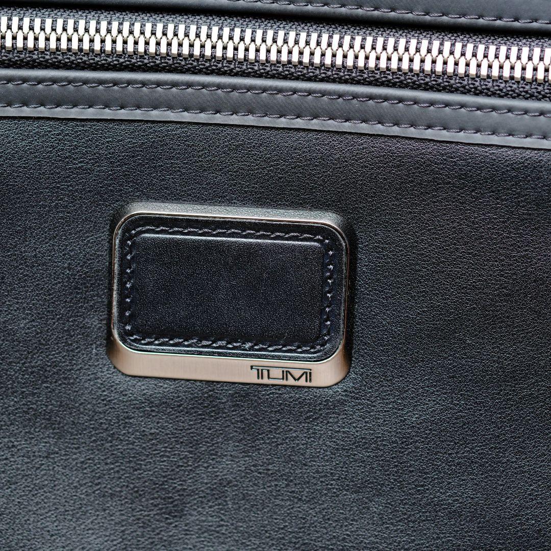 【中古】TUMI ALPHA BRAVO Fallon メッセンジャー