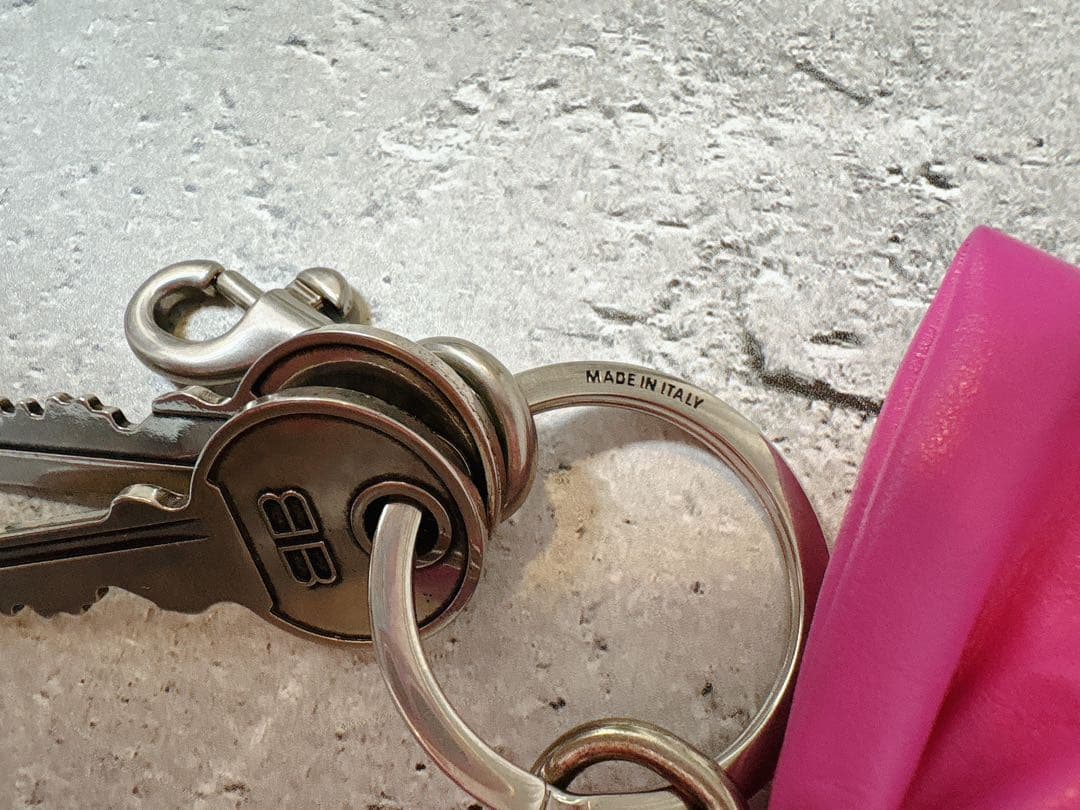 BALENCIAGA バレンシアガ リボンチャーム キーリング ピンク