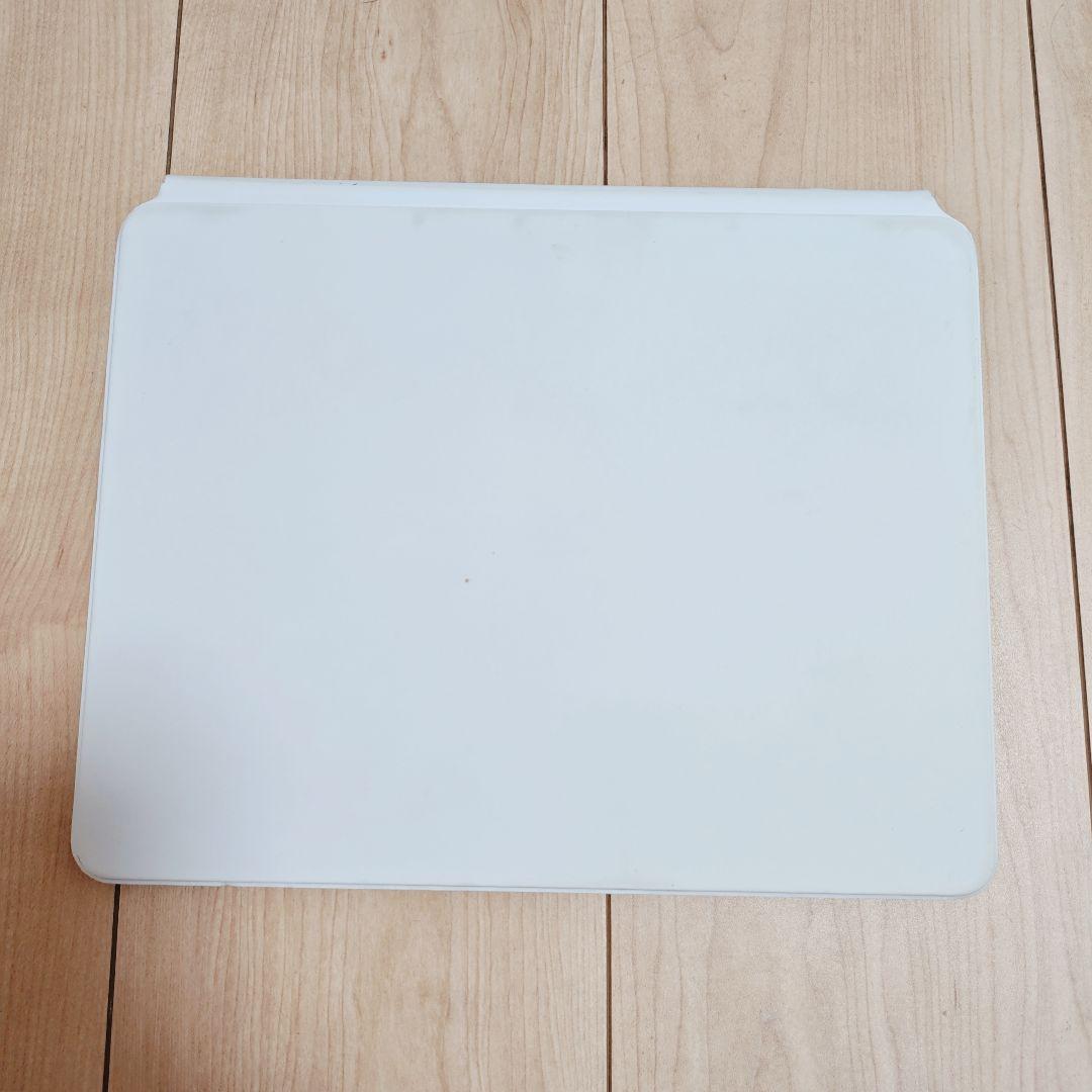 Apple magic keyboard 12.9 インチ　純正