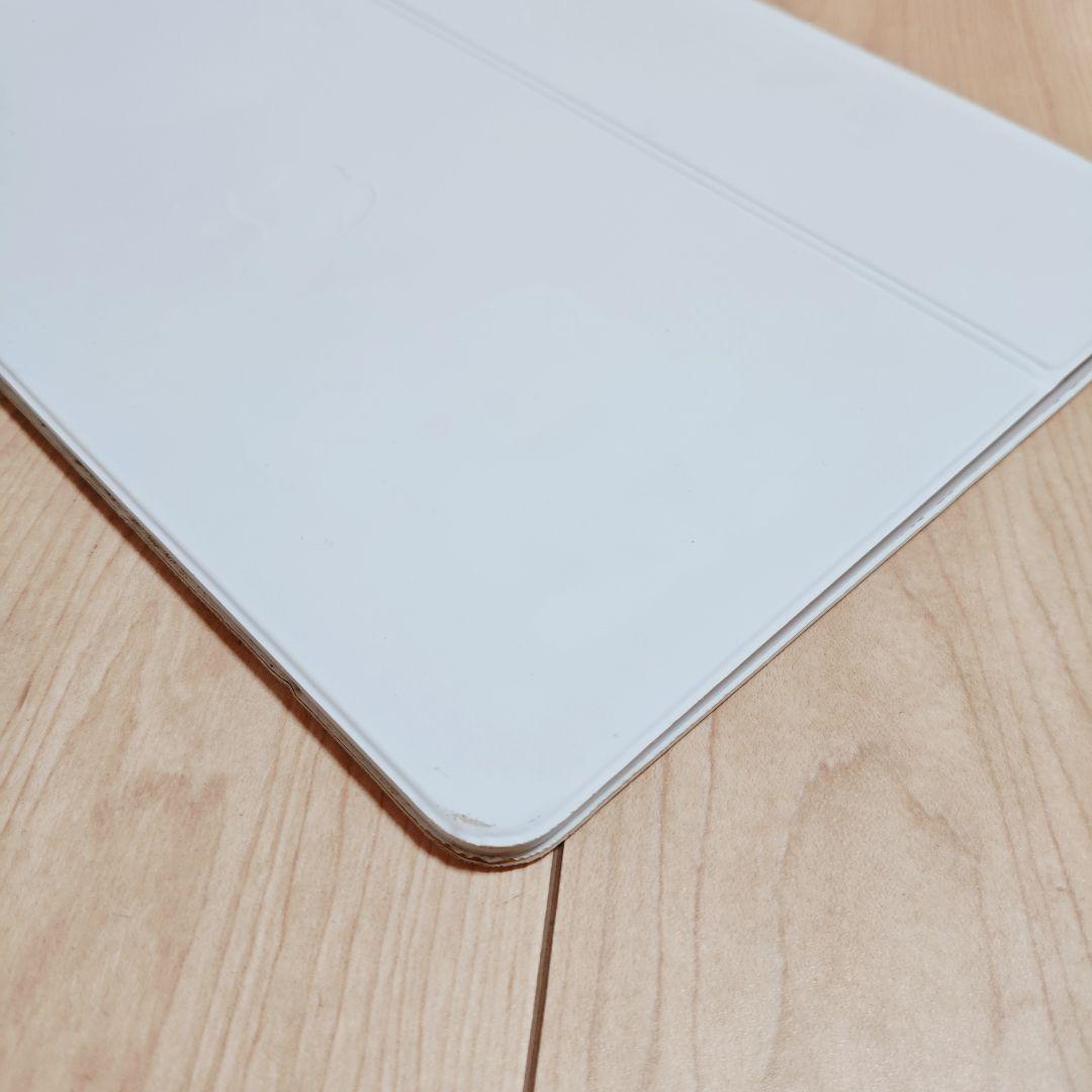 Apple magic keyboard 12.9 インチ　純正