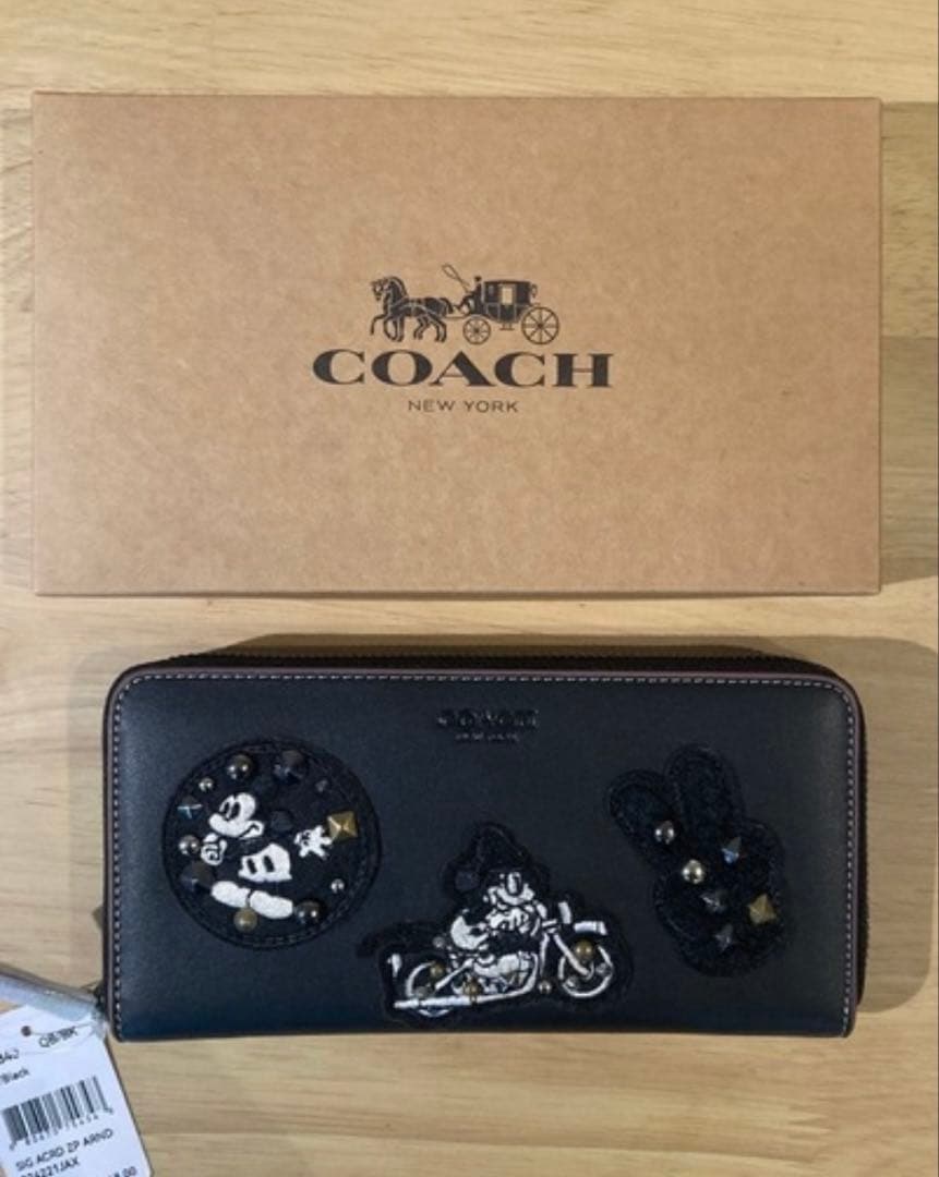 新品未使用　コーチ　COACH 長財布　ミッキーコラボ