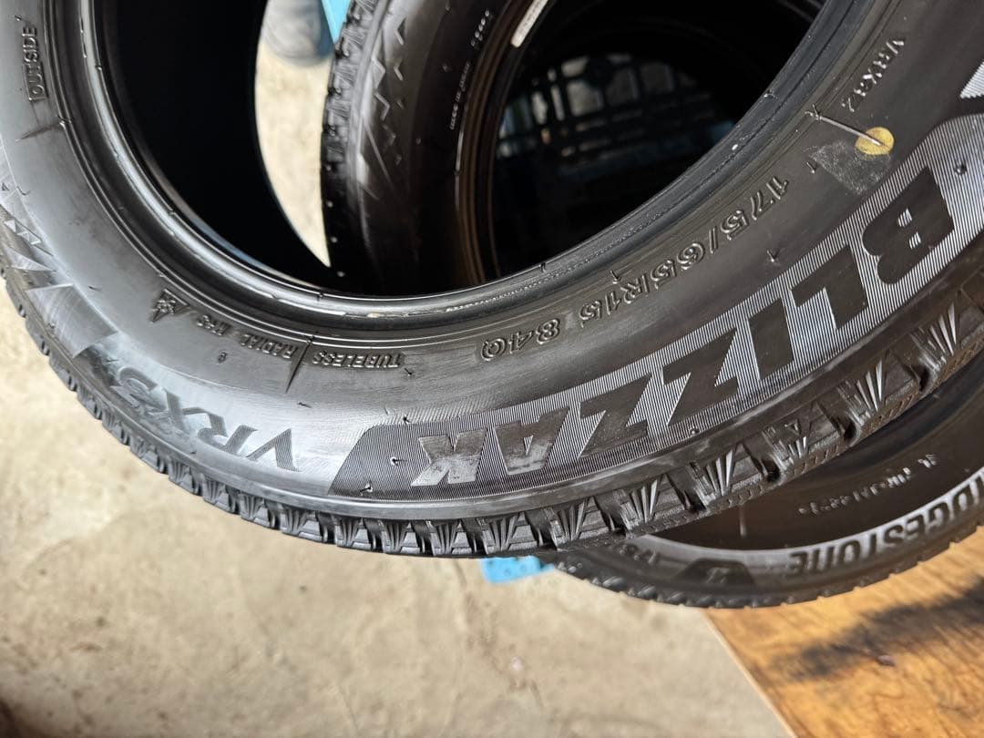 タイヤ・ホイール (476)175/65R15 BRIDGESTONE BLIZZAK VRX3