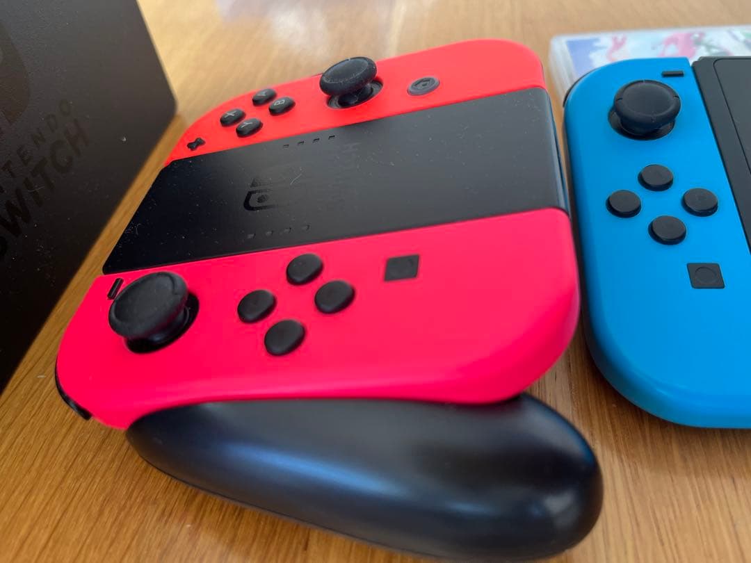 Nintendo Switch 本体 スプラトゥーン2、ジョイコン・S D付