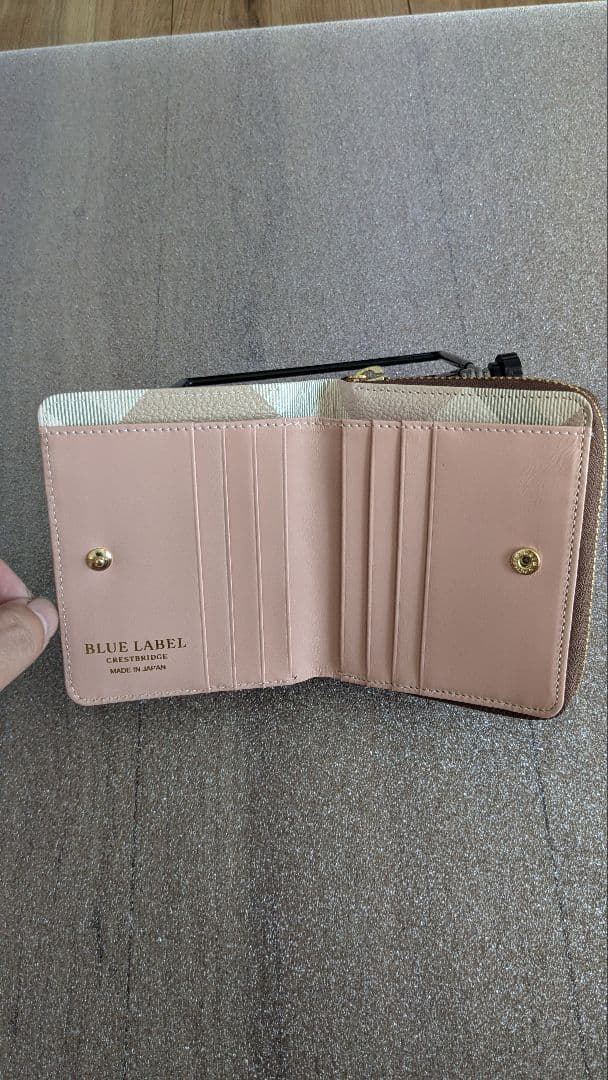 【未使用品・箱つき】BLUE LABEL CRESTBRIDGE　折り財布