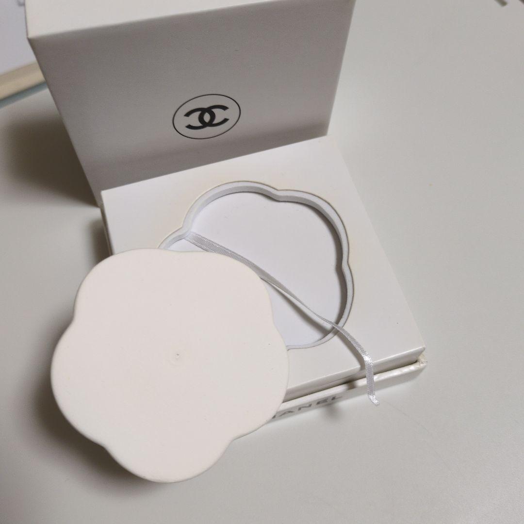 Chanel 花型置物 ホワイト 陶器