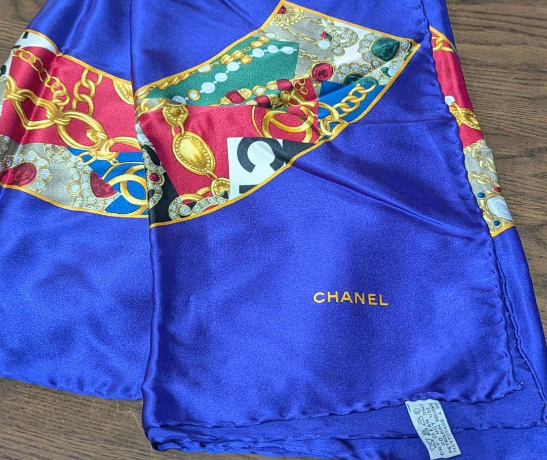 CHANEL 紫 シルク スカーフ
