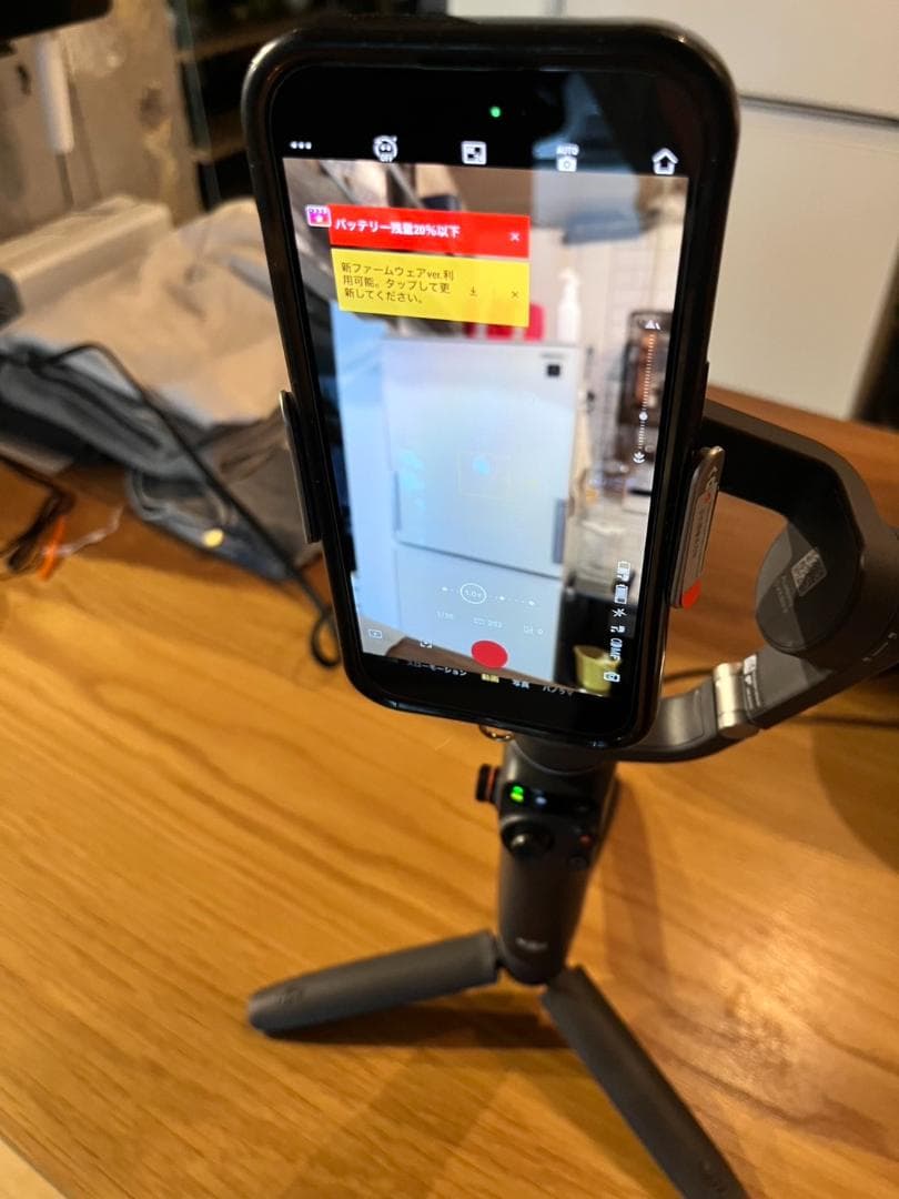 DJI Osmo Mobile 6 　 スマートフォンスタビライザー　ジンバル