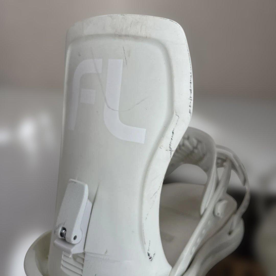 FLUX XF F24XFMW Mサイズ フラックス ビンディング XF