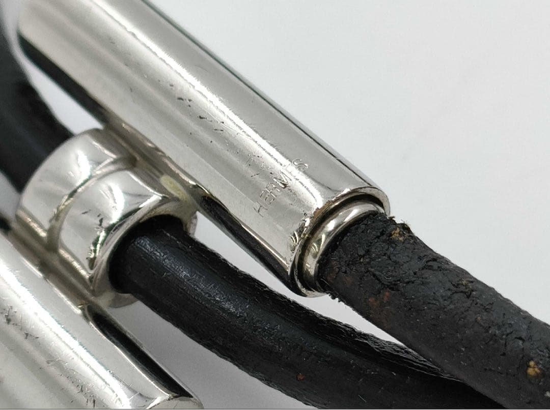 HERMES Hブレスレット黒レザー シルバーバングル