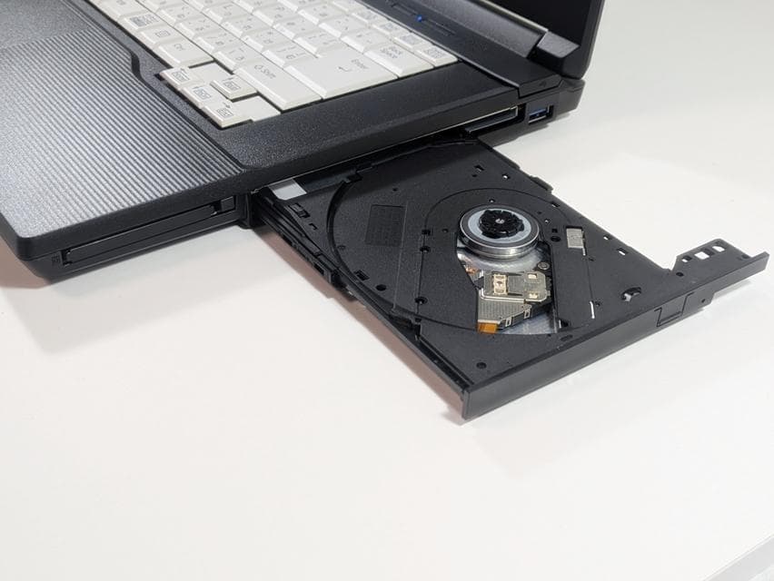 【超美品】Windows11✨新品8GB✨初心者に✨すぐ使える✨ノートパソコン✨