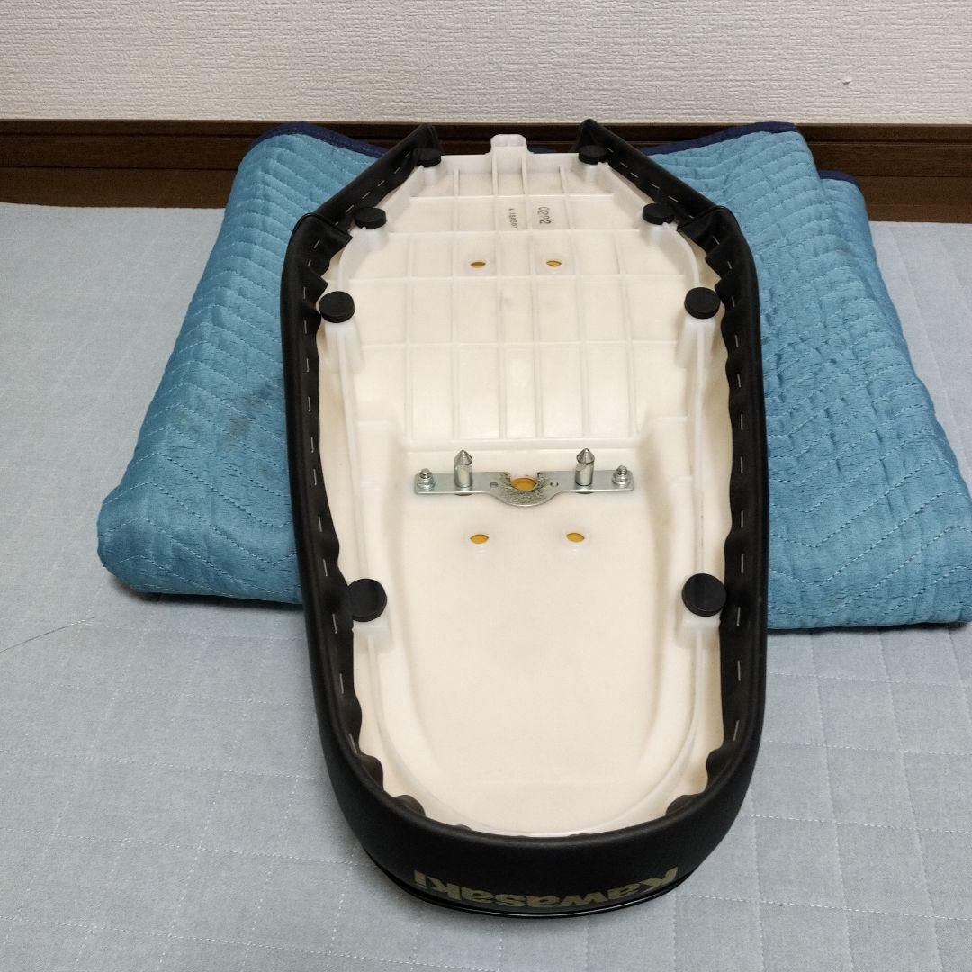 カワサキW800 W650純正シート
