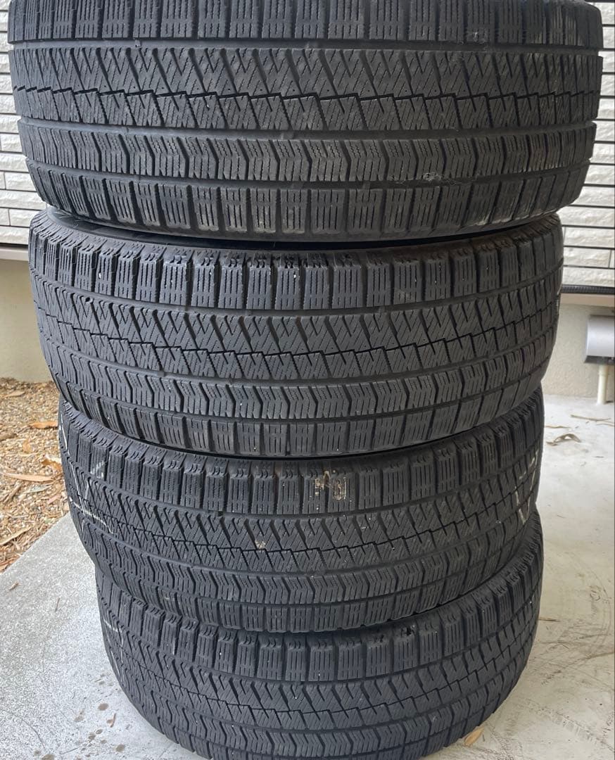 ブリヂストンBLIZZAK VRX2 215/55R17 2本セット！