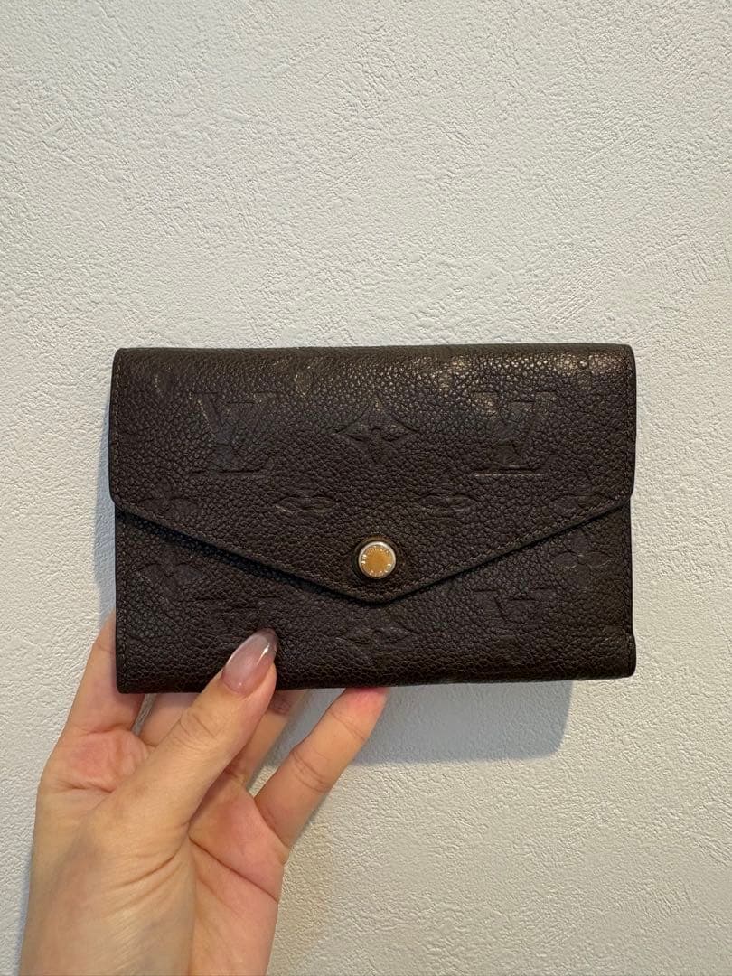 Louis Vuitton ダークブラウン 三つ折り財布