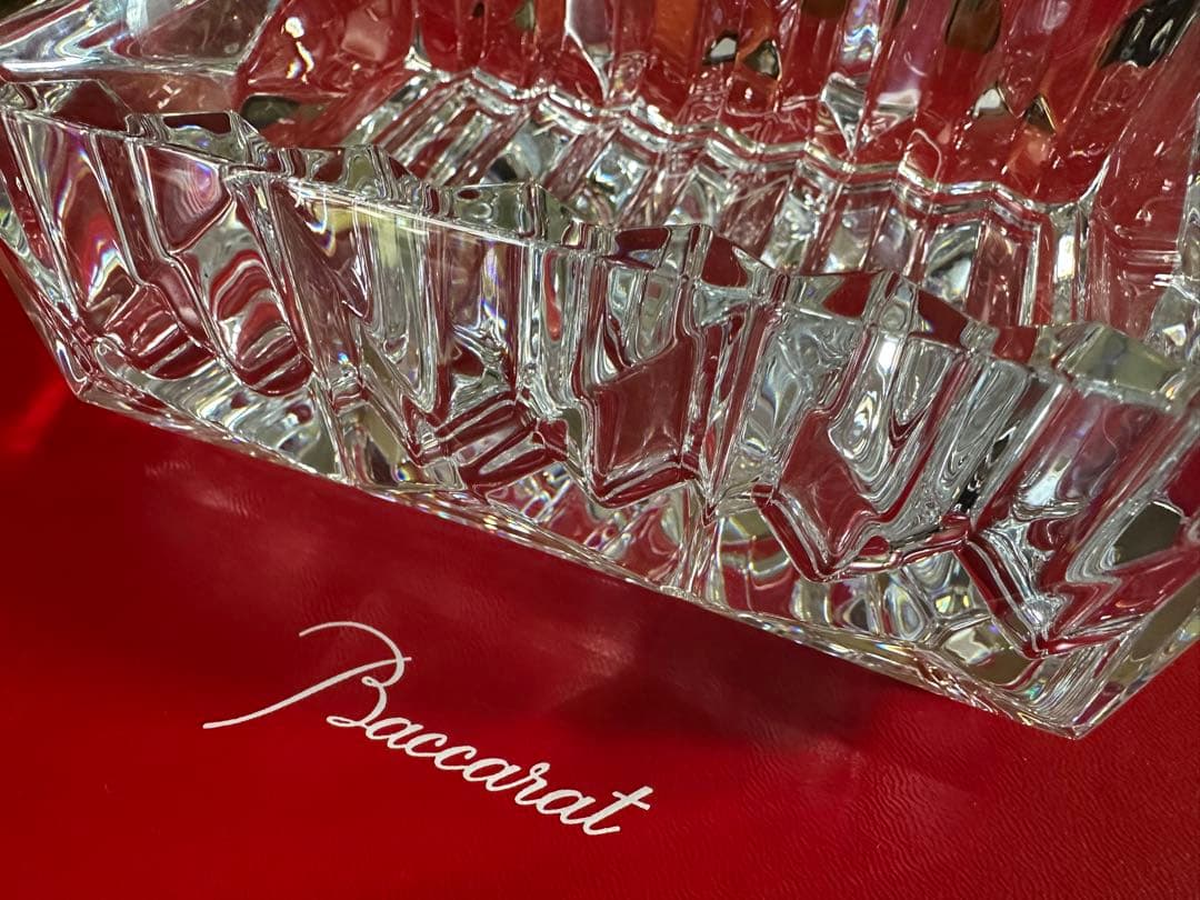 値下未使用Baccarat クリスタルトレイ ルクソール　16cm x 13cm