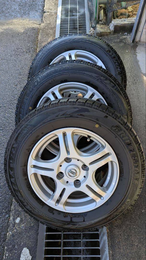 14インチ スタッドレスタイヤ 5スポーク4穴　114.3mm
