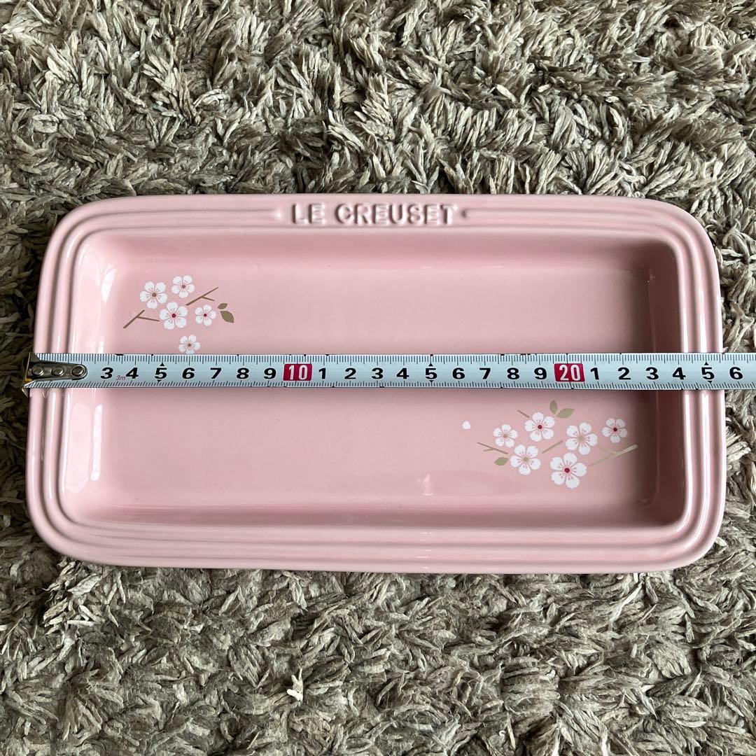 レクタンギュラープレート　桜　sakura ル・クルーゼ　LE CREUSET