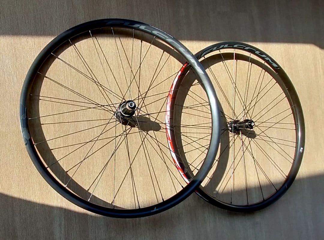 完組ホイール フルクラムレーシング600DB