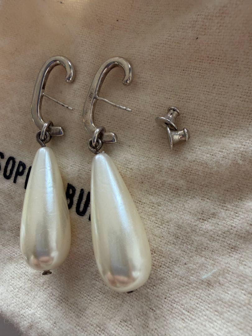 SOPHIE BUHAI パールドロップピアス