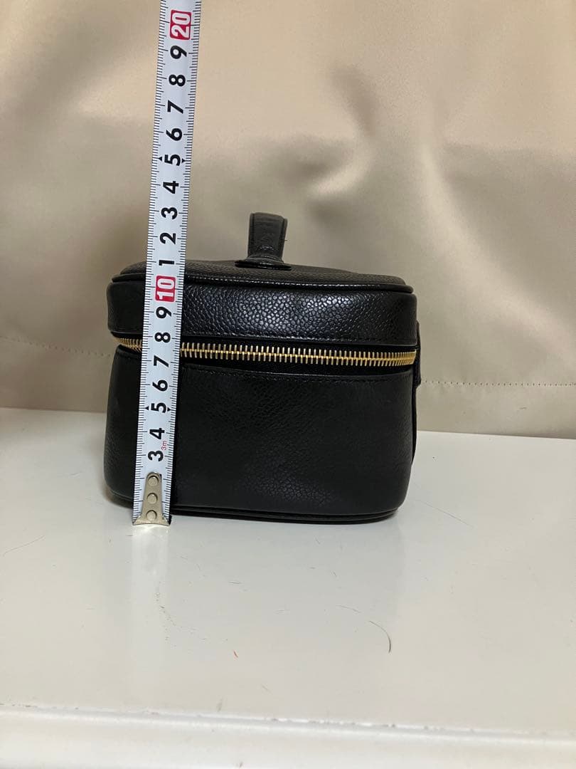 CHANEL バニティポーチ