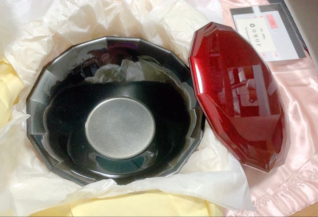 【美品・新品未使用】OMOF（オモフ） サステモ 保温断熱食器 銀箔茜 会津塗り