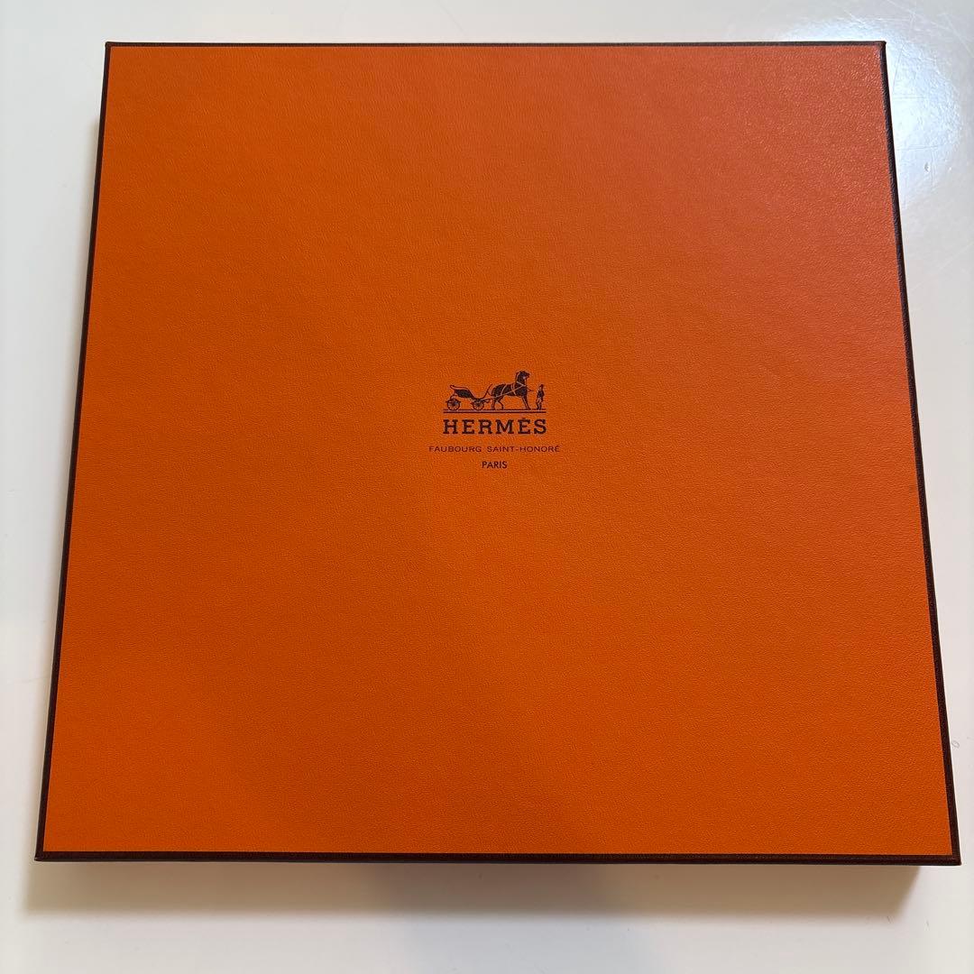 HERMES ネイビーシルクスカーフ THE ALFEE25周年 ボックス付き