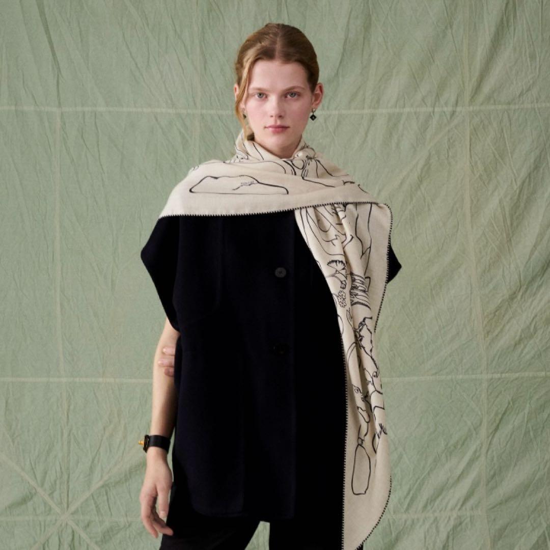 明日迄の出品❤️新品 エルメス トライアングルジェアン 2025 千と一のウサギ