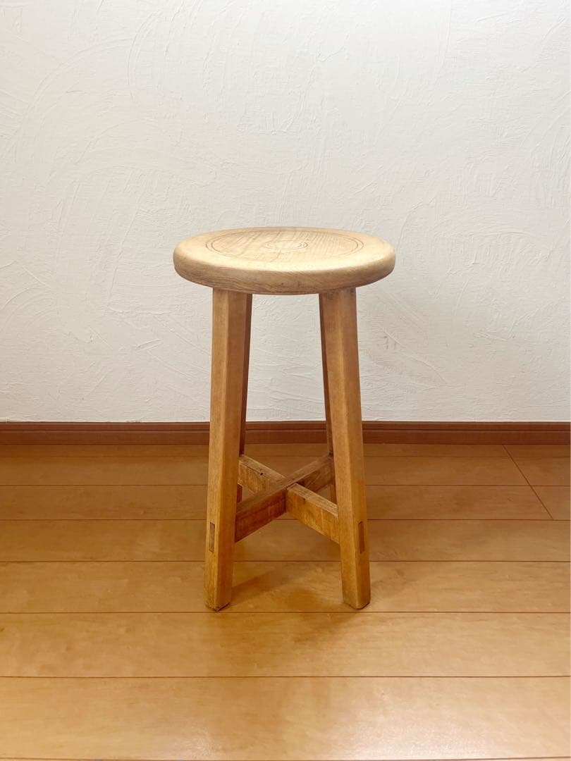 デモデ福中購入スツール