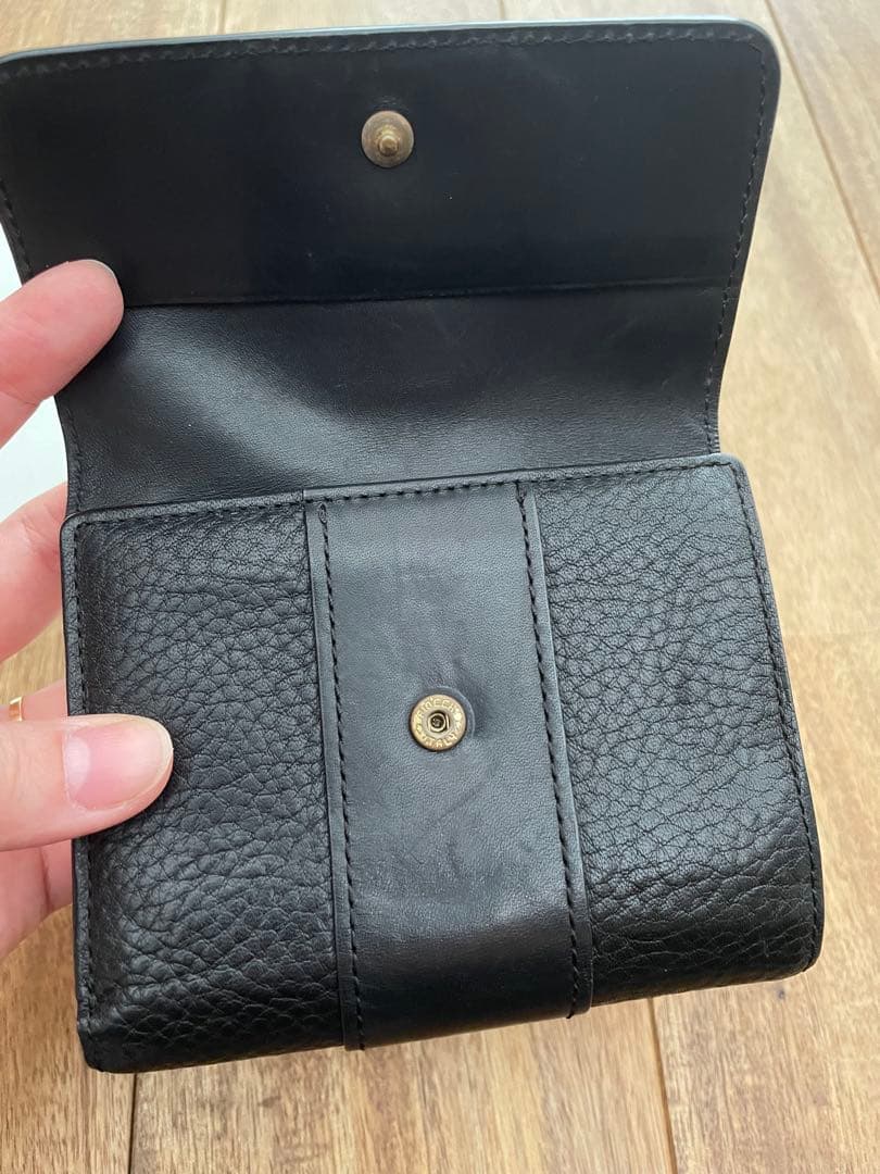 【美品】Clhoe ブラックレザーの三つ折り財布【箱付き】