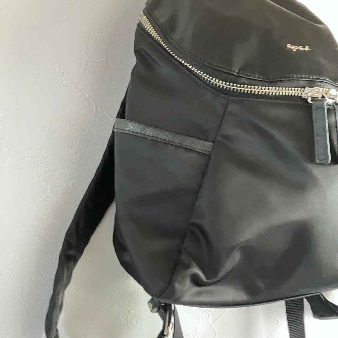 【美品】agnes b. ナイロンブラックバックパック ポーチ付　アニエスベー