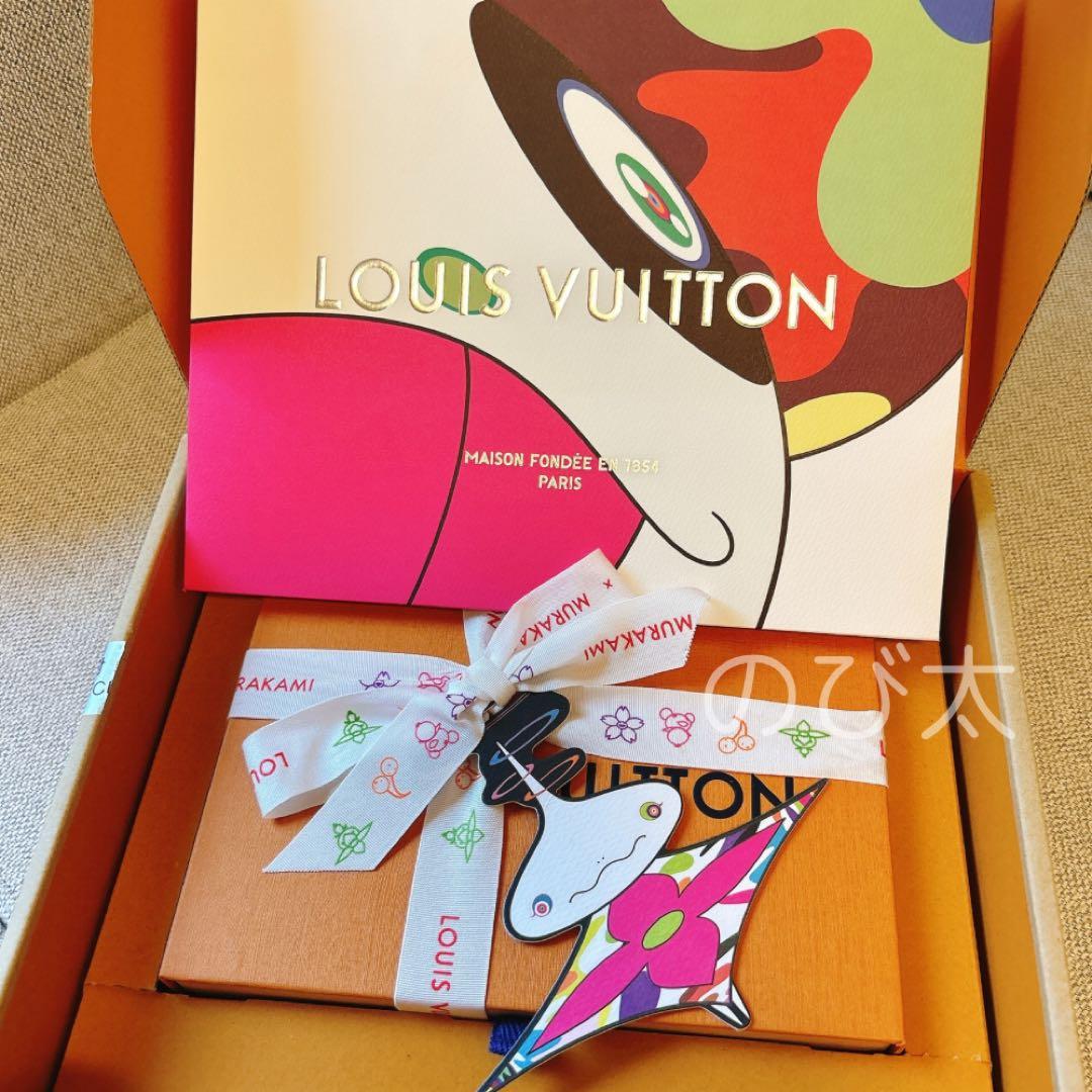 【限定】Louis Vuitton×TM チェリーブロッサム 桜キーホルダー