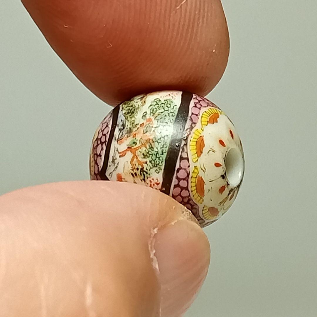 色絵磁器細密緒締め玉