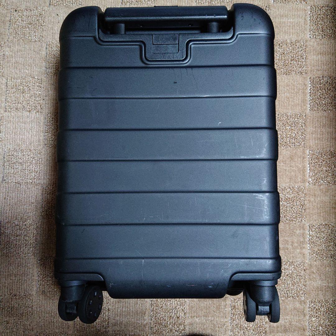 無印良品 バーを自由に調節できる ハード キャリーケース（20L）