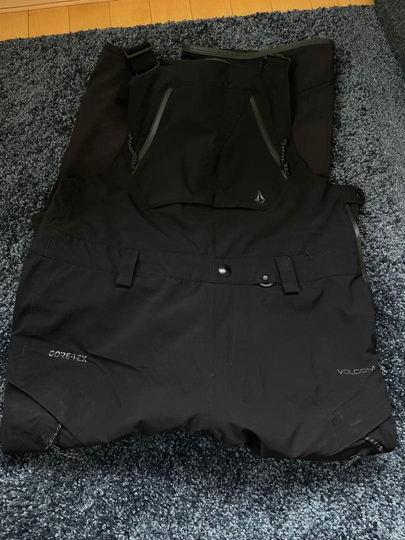VOLCOM GORE-TEX ブラックスノーボードウェア